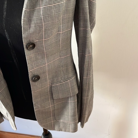 💗 $ 1395 Escada Check Grey Fitted Blazer - Picture 3 of 9